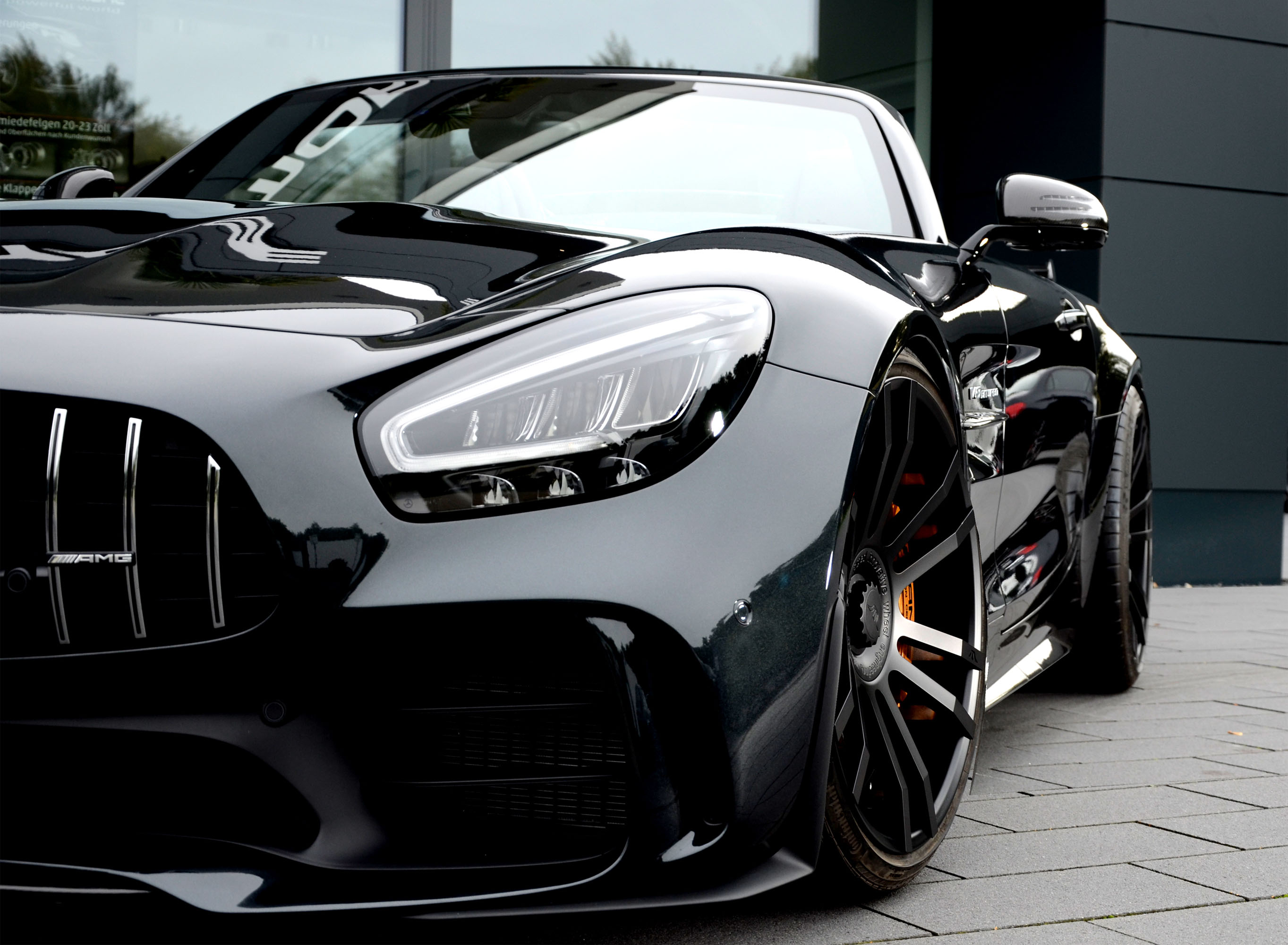 Mercedes AMG GTR Roadster