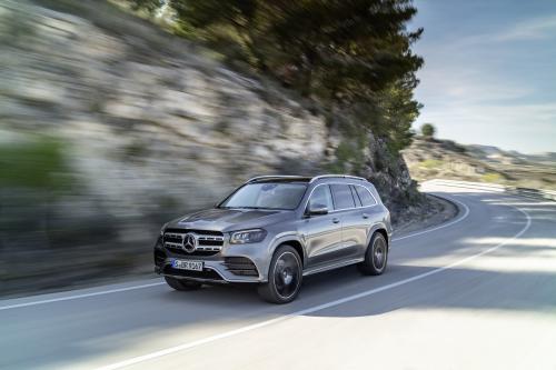 Mercedes-Benz GLS 4MATIC (2020) - picture 1 of 2
