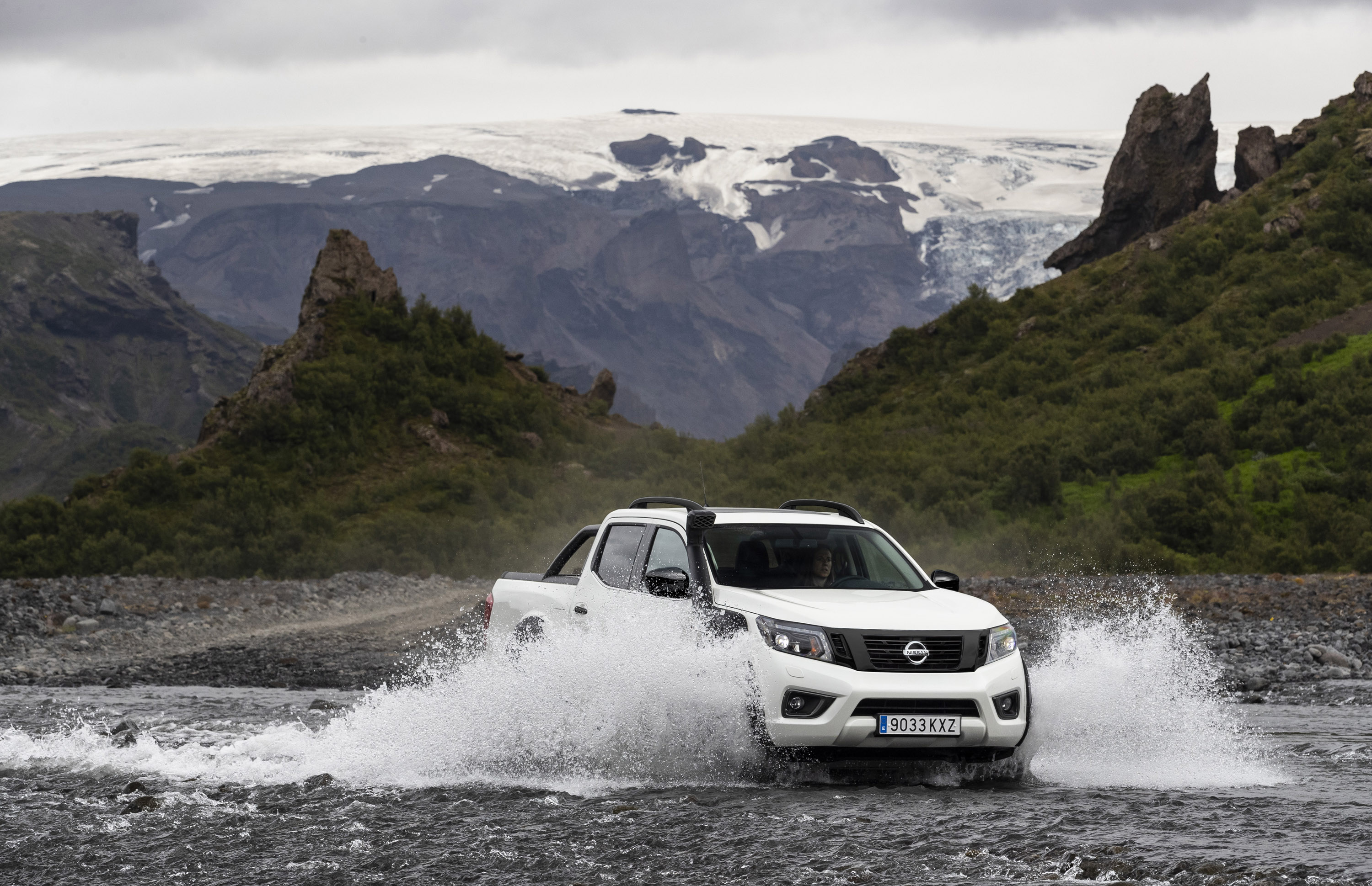 Nissan Navara OFF-ROADER AT32