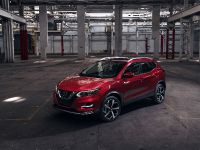 Nissan Rogue Sport (2020) - picture 1 of 7
