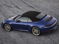 Porsche 911 Carrera 4S Cabrilet (2020) - picture 6 of 10