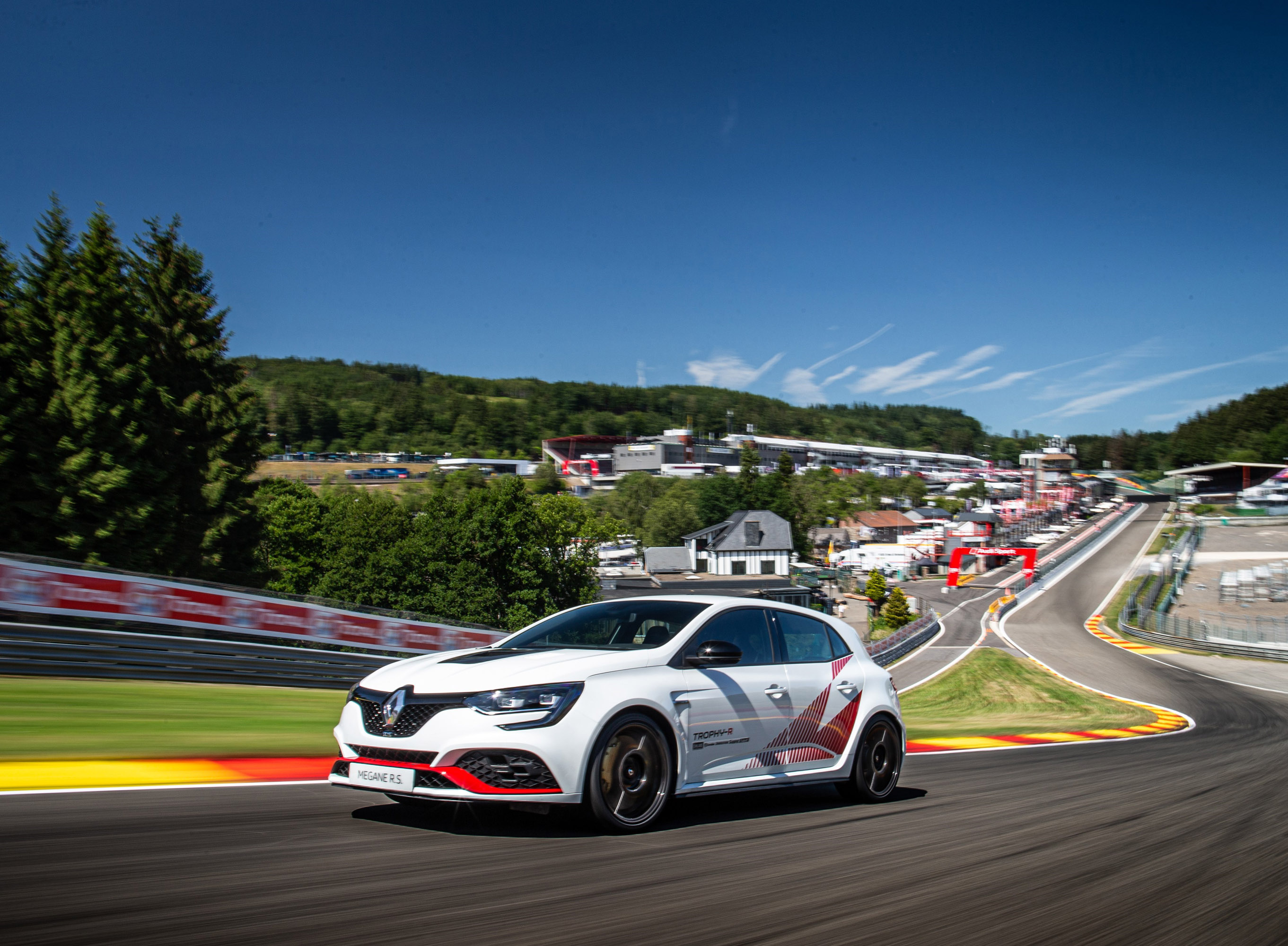 Renault Megane RS Trophy-R