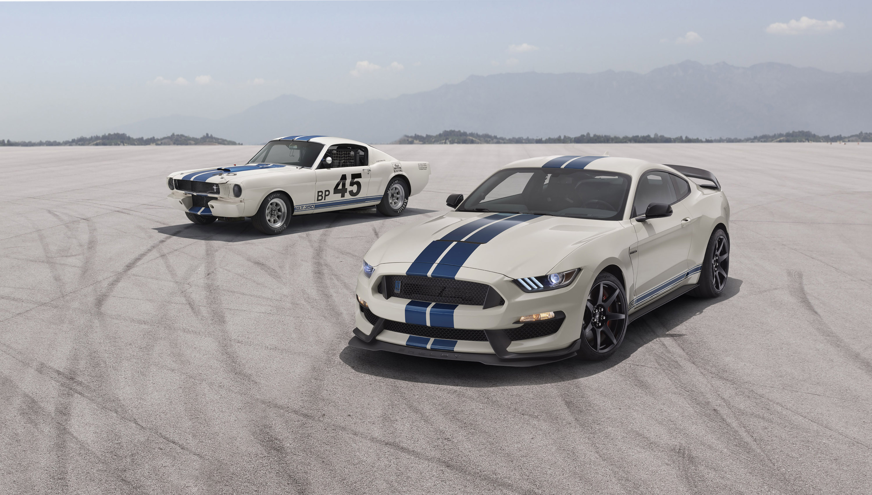 Shelby GR350R Heritage Edition