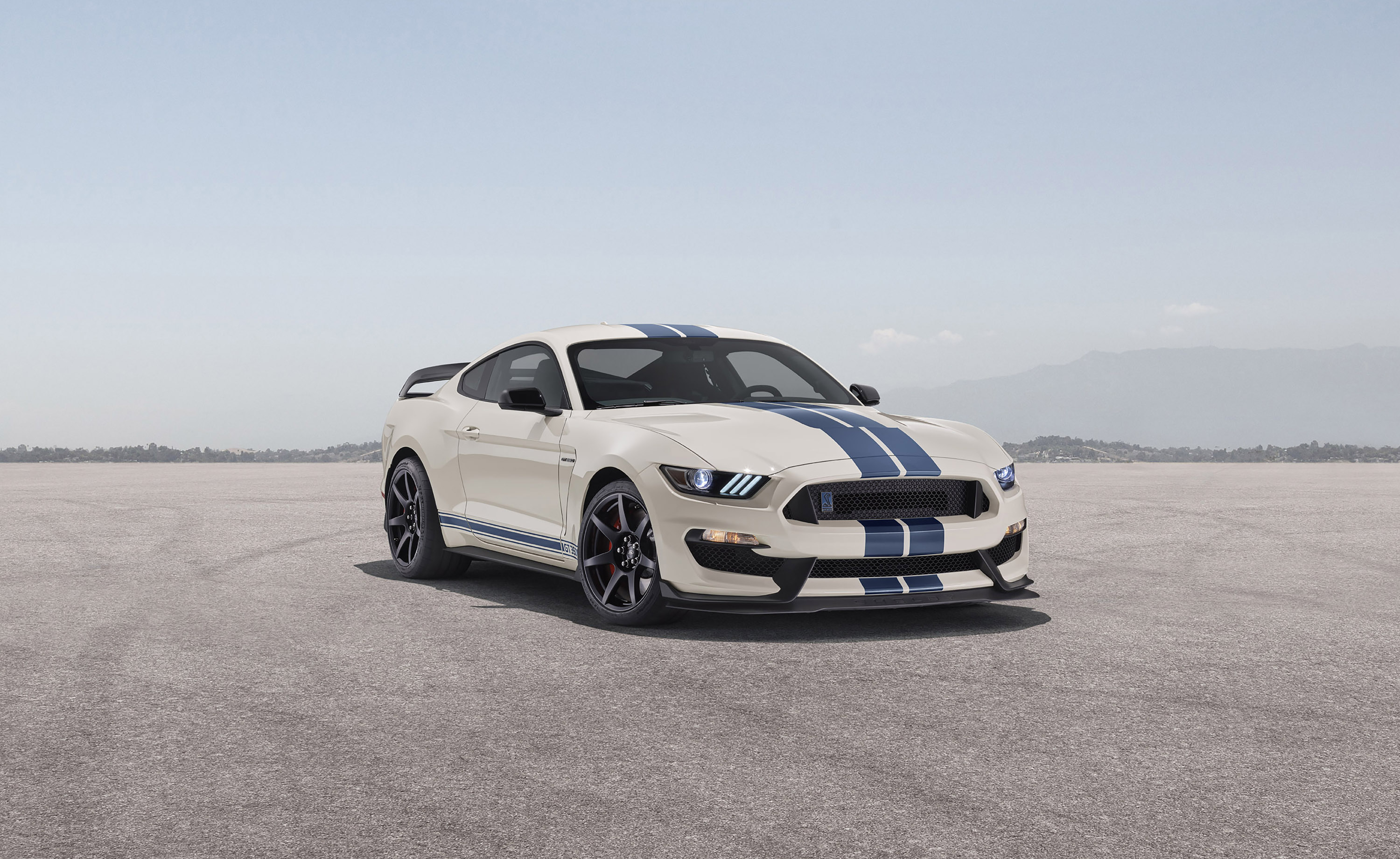 Shelby GR350R Heritage Edition