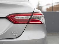 Toyota Camry XLE (2020) - picture 6 of 7