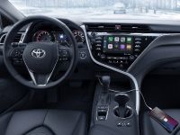Toyota Camry XLE (2020) - picture 7 of 7