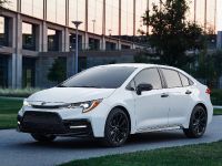 Toyota Corolla Nightshade (2020) - picture 4 of 15