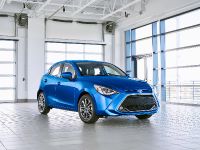 Toyota Yaris Hatchback (2020) - picture 1 of 3