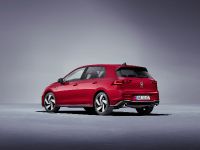 Volkswagen Golf (2020) - picture 7 of 20