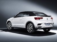 Volkswagen T-Roc Cabriolet (2020) - picture 2 of 8