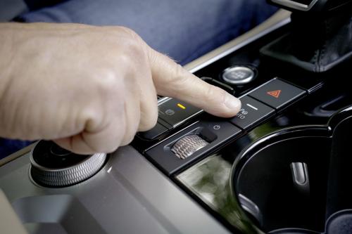 Volkswagen Touareg (2020) - picture 8 of 9