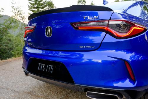 Acura TLX (2021) - picture 16 of 68