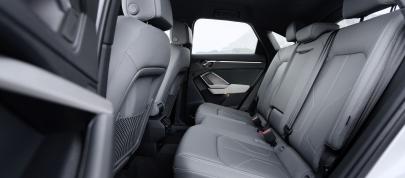 Audi Q3 looks to the future (2021) - picture 12 of 17