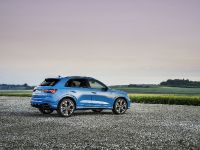 Audi Q3 looks to the future (2021) - picture 5 of 17