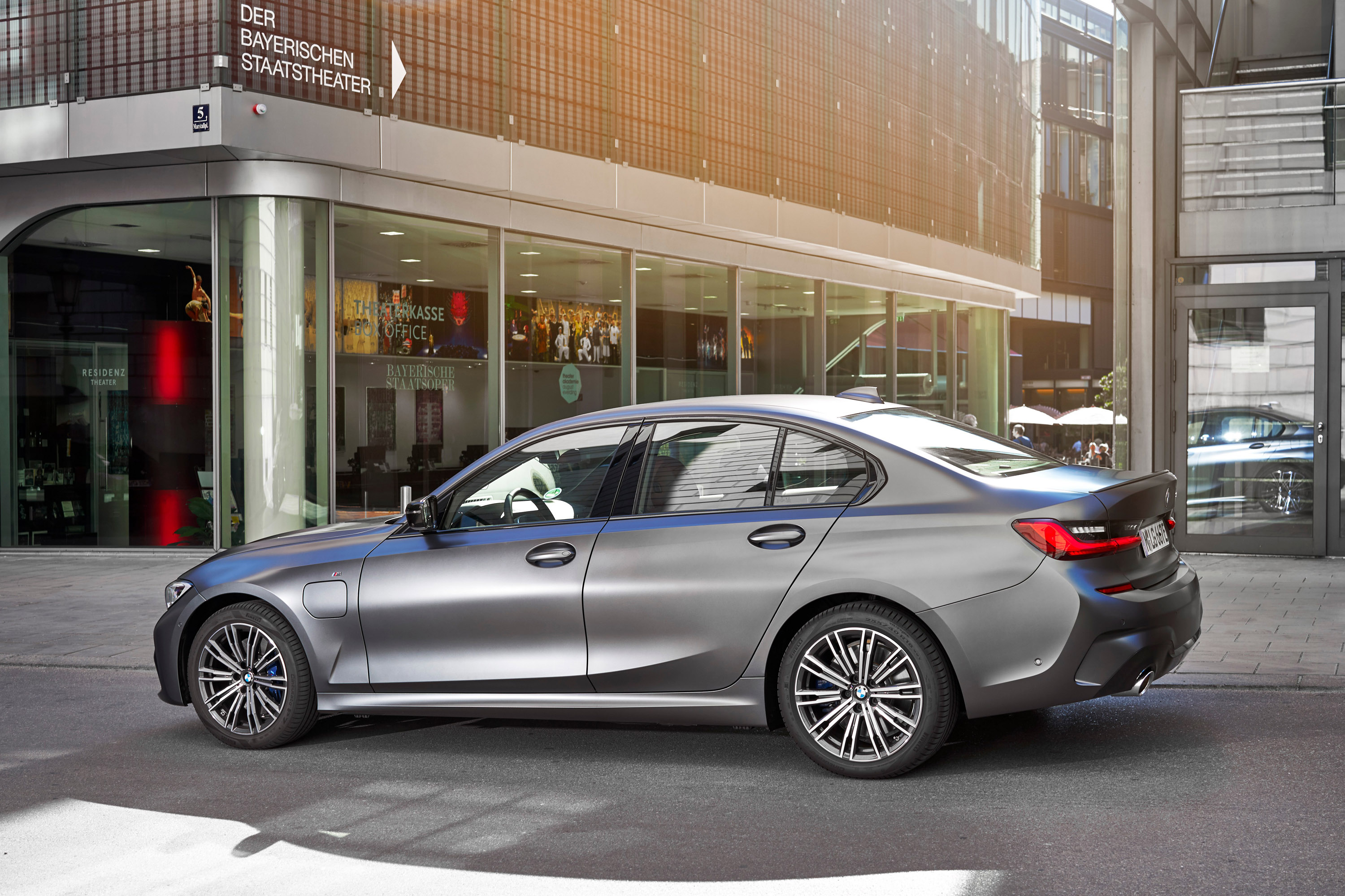 BMW 3 330e xDrive