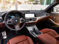 BMW 3 330e xDrive (2021) - picture 6 of 7