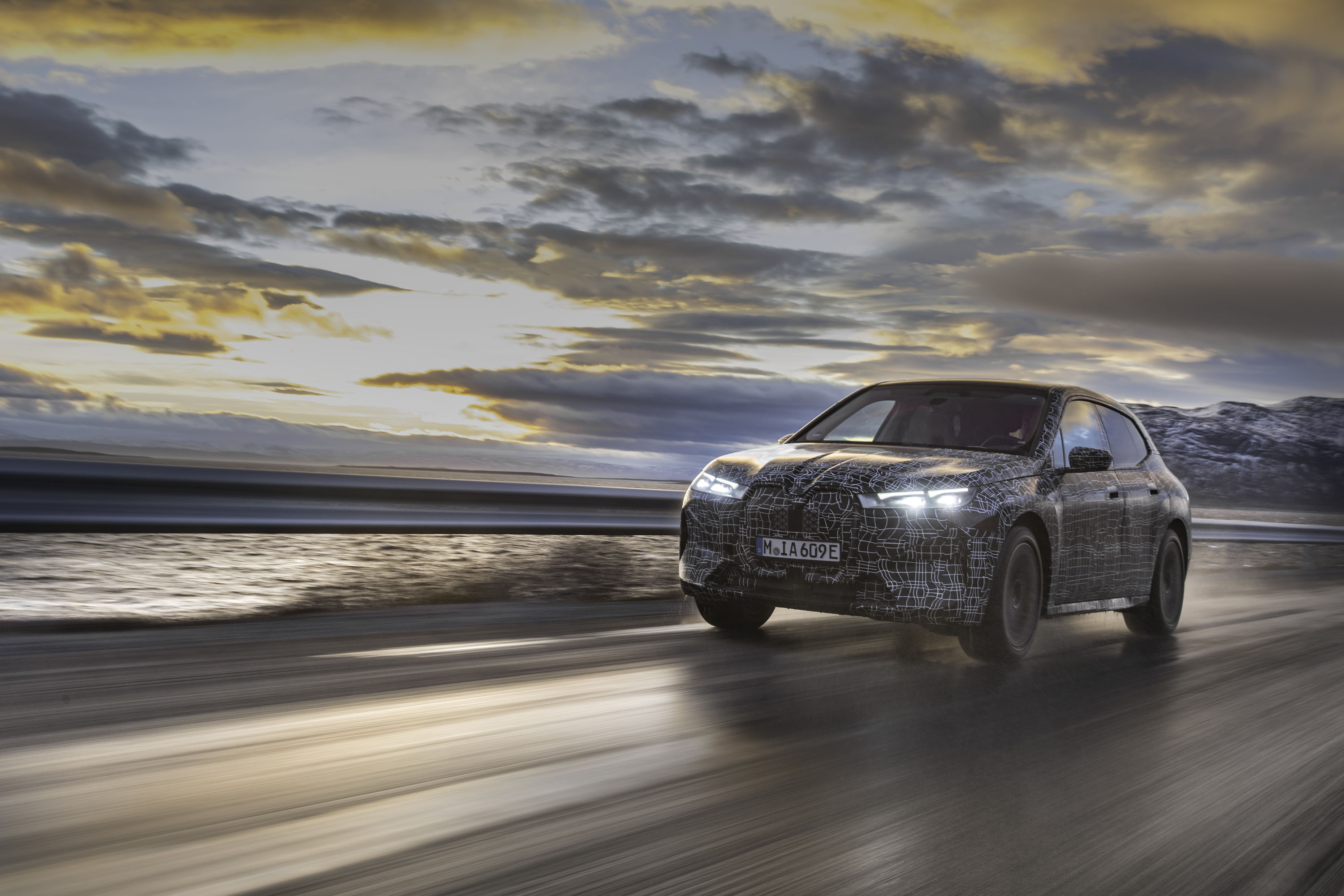 BMW iX new