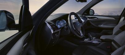 BMW iX3 Premier Edition (2021) - picture 4 of 13