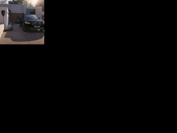 BMW iX3 Premier Edition (2021) - picture 13 of 13