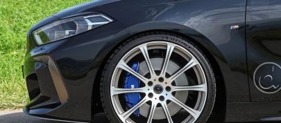 BMW M135i xDrive (2021) - picture 12 of 24