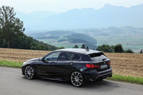 BMW M135i xDrive (2021) - picture 17 of 24