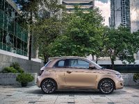 Fiat New 500 (2021) - picture 35 of 40
