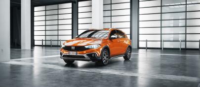 Fiat Tipo Cross (2021) - picture 7 of 25