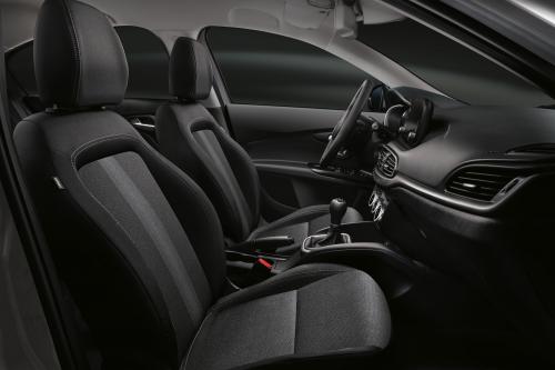 Fiat Tipo Cross (2021) - picture 25 of 25