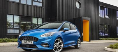 Ford Fiesta and Transit-Tourneo (2021) - picture 4 of 6