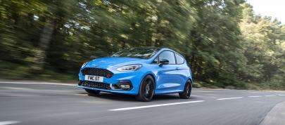 Ford Fiesta ST Edition (2021) - picture 31 of 45