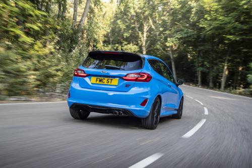 Ford Fiesta ST Edition (2021) - picture 41 of 45