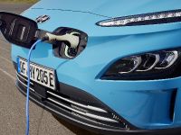 Hyundai Kona Electric (2021) - picture 13 of 19