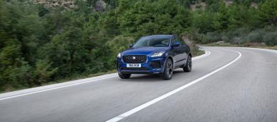 Jaguar E-PACE new (2021) - picture 23 of 41