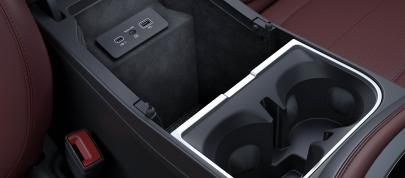 Jaguar E-PACE new (2021) - picture 39 of 41