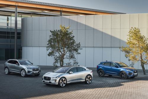 Jaguar E-PACE new (2021) - picture 1 of 41