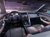 Jaguar E-PACE new (2021) - picture 34 of 41