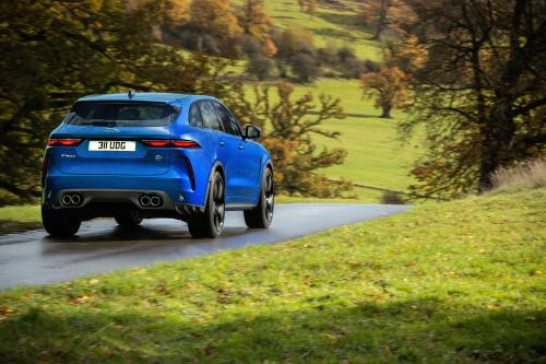 Jaguar F-PACE SVR (2021) - picture 24 of 24