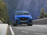 Jaguar F-PACE SVR SUV (2021) - picture 3 of 24