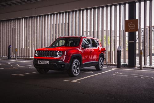 Jeep Renegade 4xe Limited (2021) - picture 1 of 19