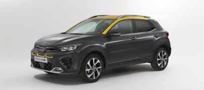 KIA Stonic GT-Line (2021) - picture 4 of 23