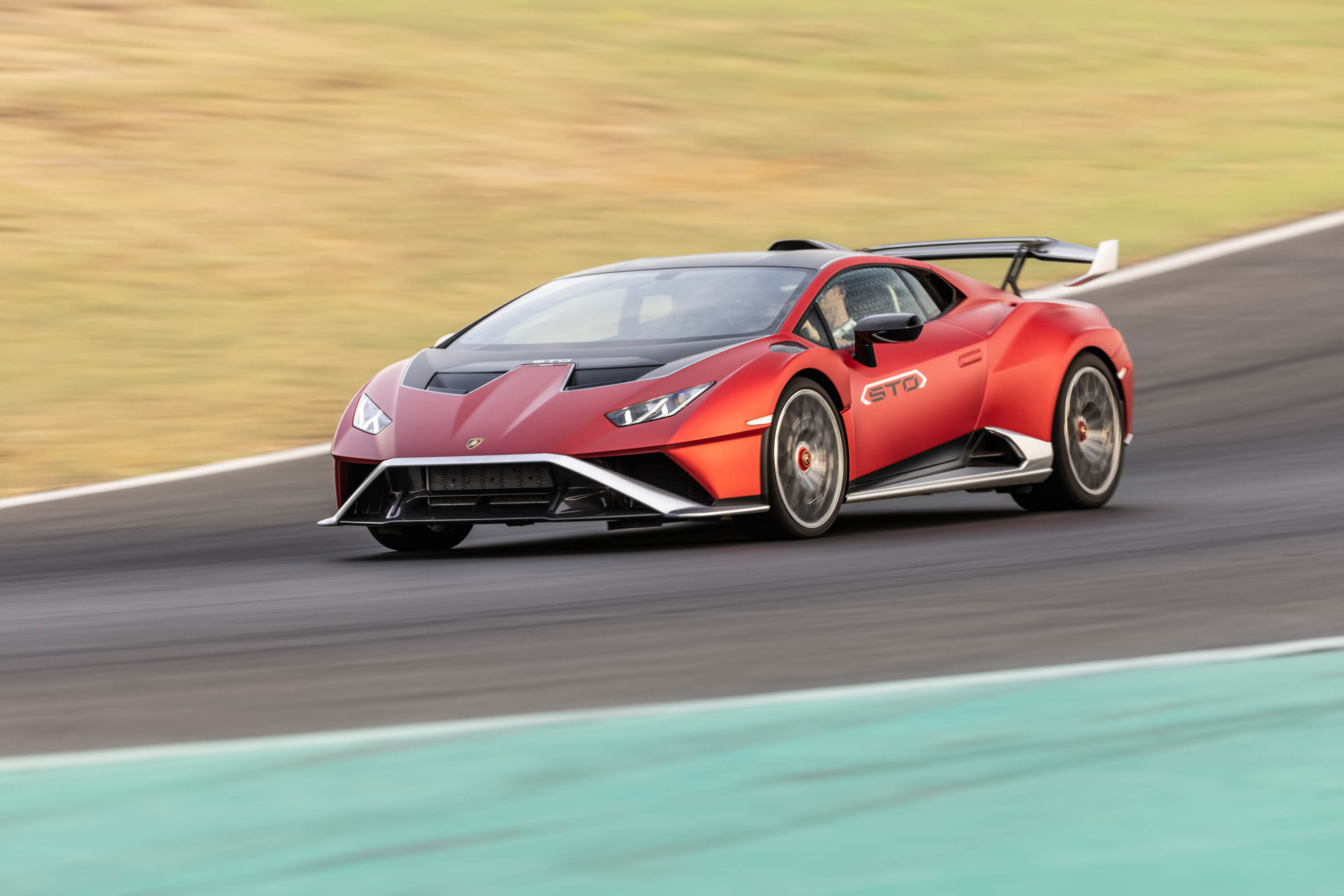 Lamborghini Huracan STO