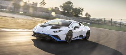 Lamborghini Huracan STO (2021) - picture 52 of 80