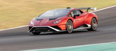 Lamborghini Huracan STO (2021) - picture 63 of 80