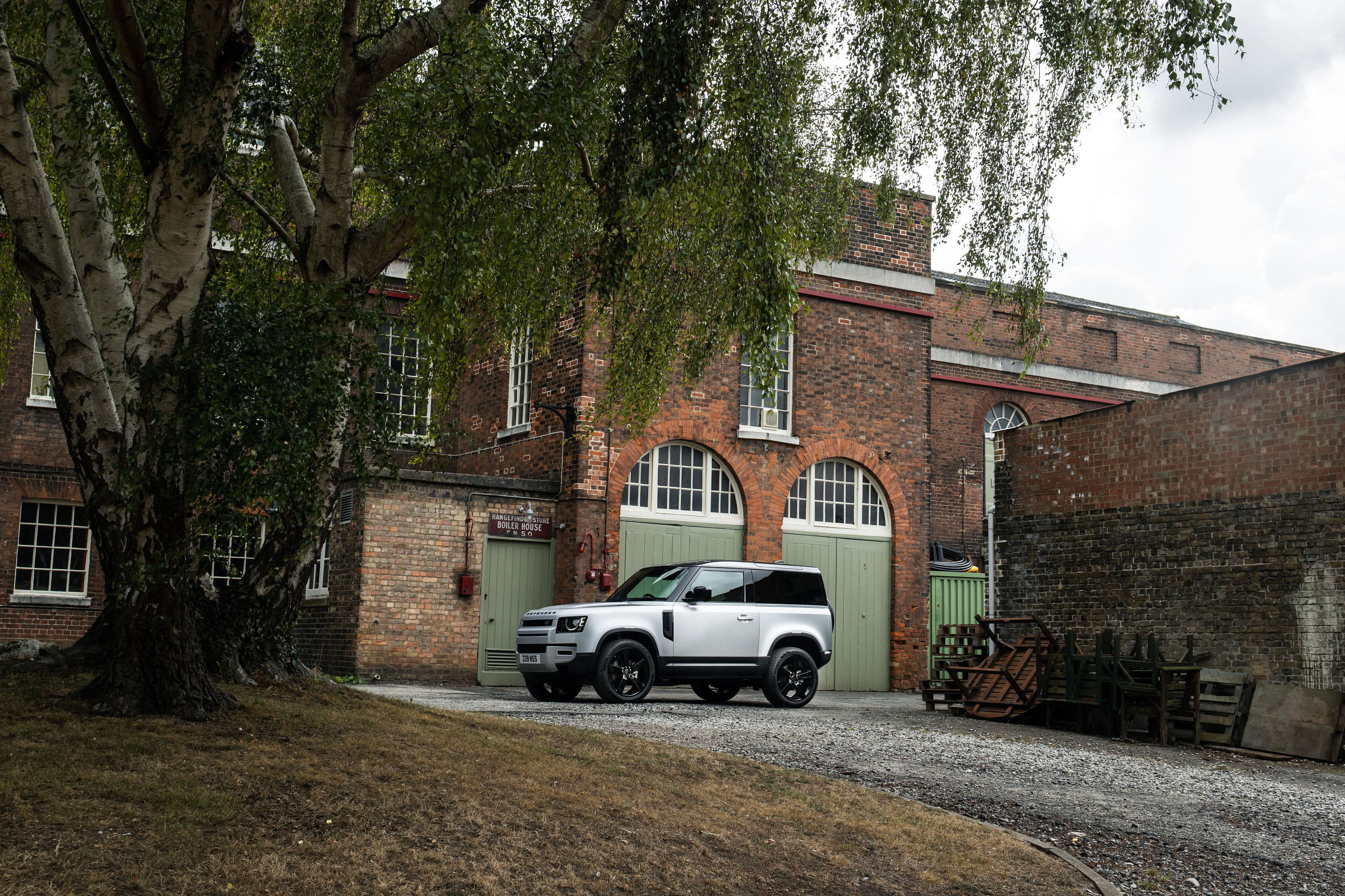 Land Rover Defender