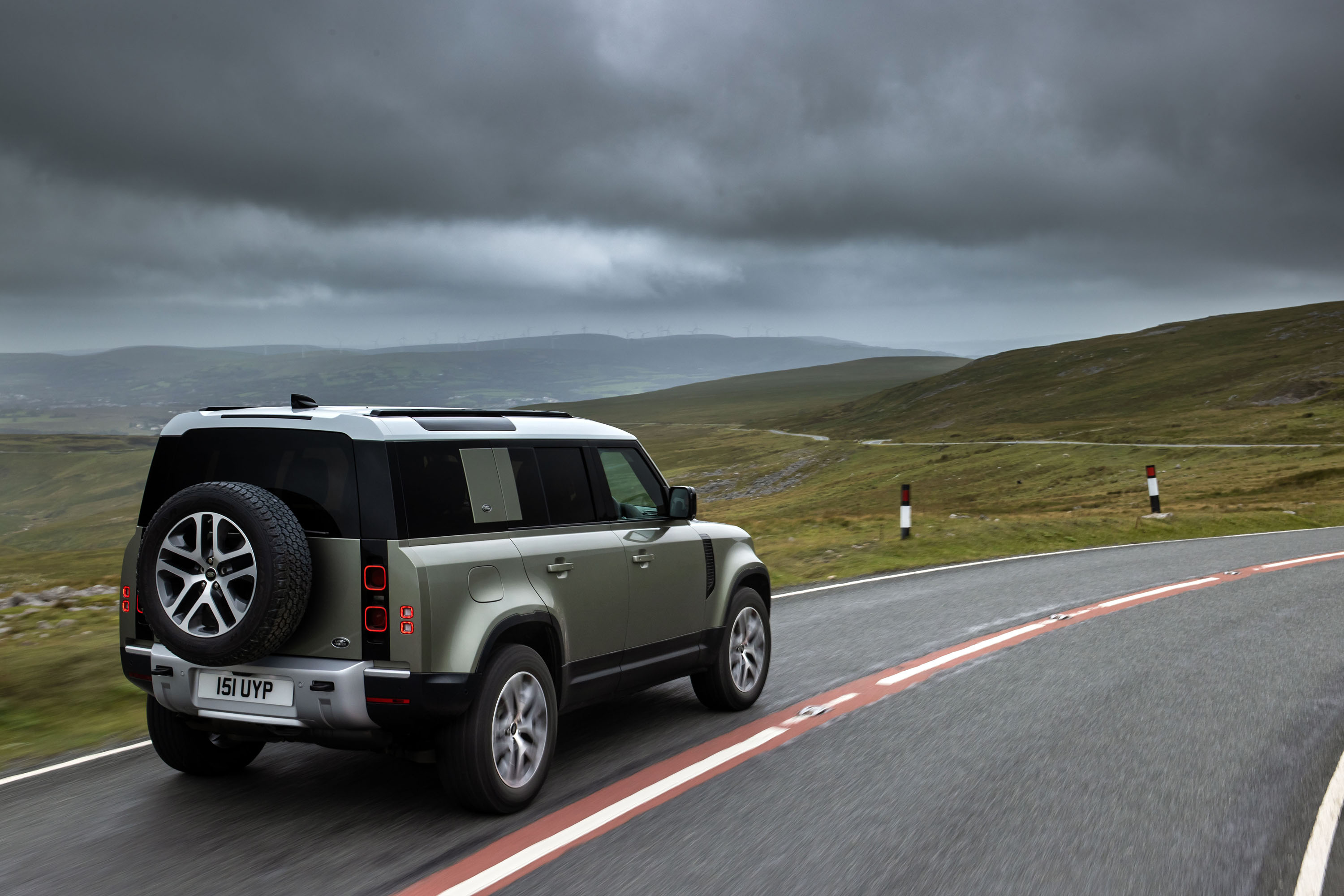 Land Rover Defender