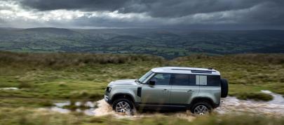 Land Rover Defender (2021) - picture 63 of 88