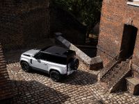 Land Rover Defender (2021)