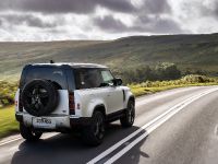 Land Rover Defender (2021)