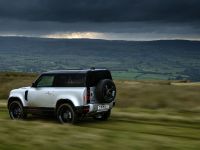 Land Rover Defender (2021)