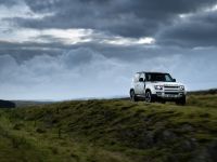 Land Rover Defender (2021) - picture 22 of 88